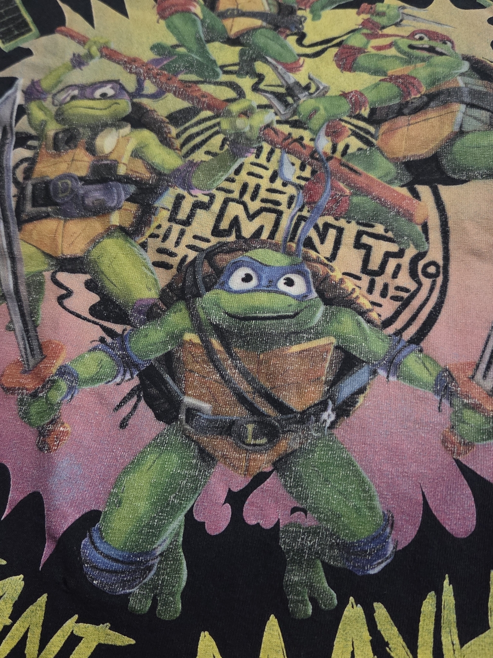 TMNT: Mutant Mayhem Graphic T-Shirt - Retro 90s Style Design -size LG - Picture 7 of 7